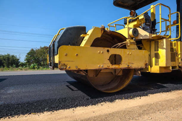 Best Residential Driveway Paver Services  in Mathews, LA